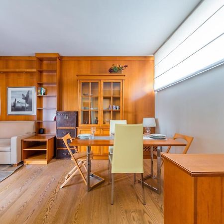 Cozy Apt - Corso Vercelli & Conciliazione M1 Milan Exterior photo