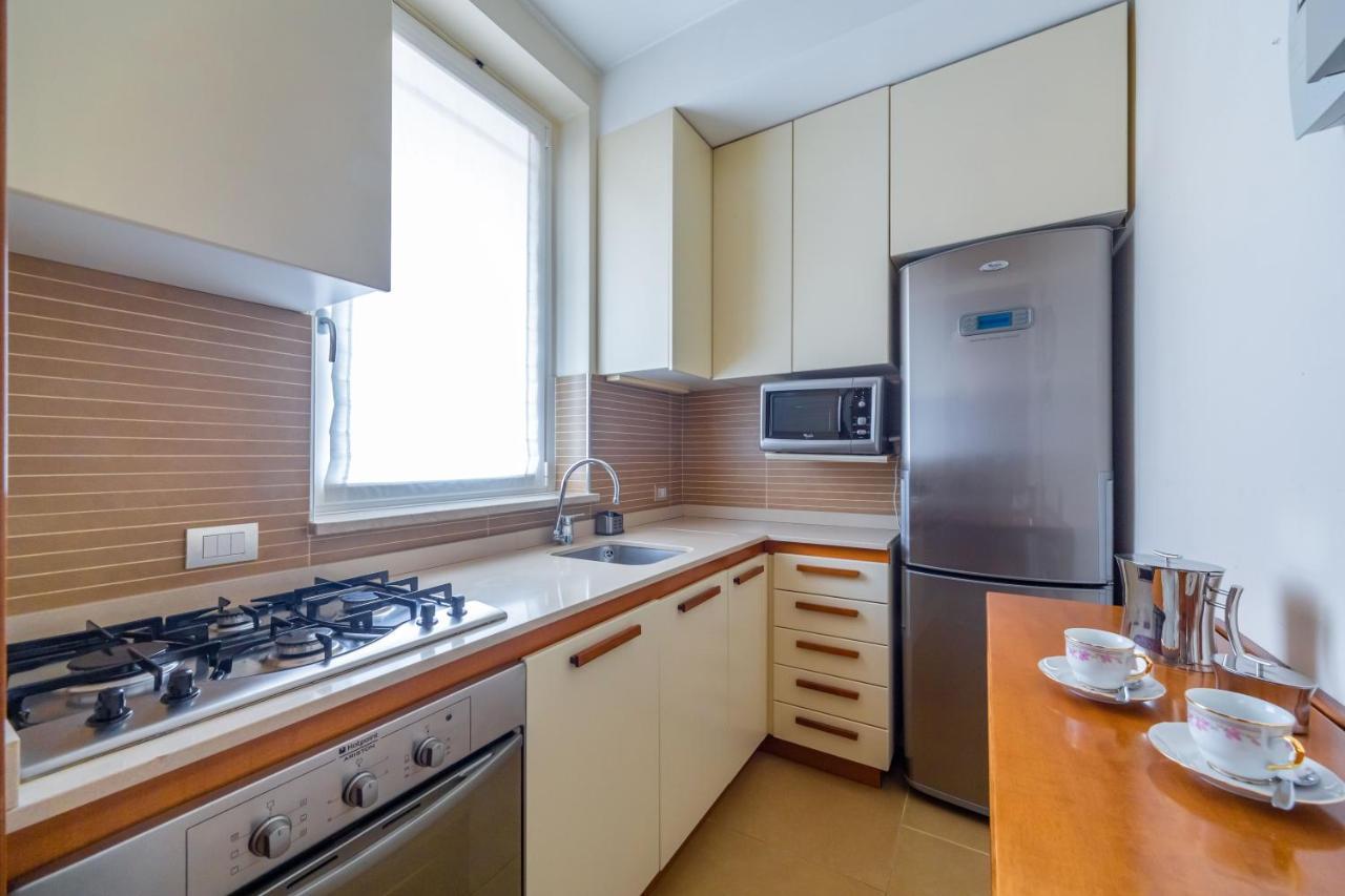 Cozy Apt - Corso Vercelli & Conciliazione M1 Milan Exterior photo